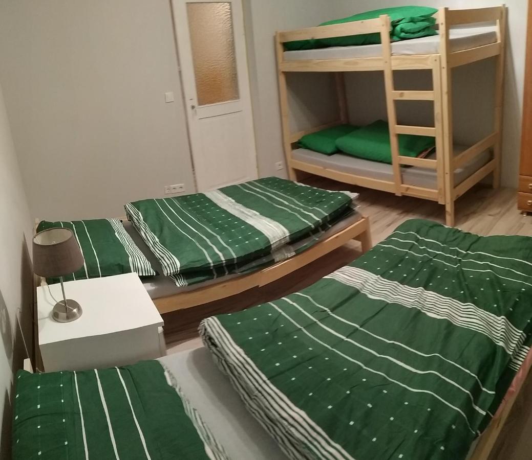 מוז'ינה Kwatera U Somsiada -Apartament מראה חיצוני תמונה
